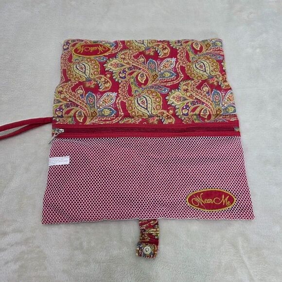 Unbranded Wear Me/Wash Me Lingerie Swim Bag Red Trim Snap Zipper Close Floral - Picture 7 of 15